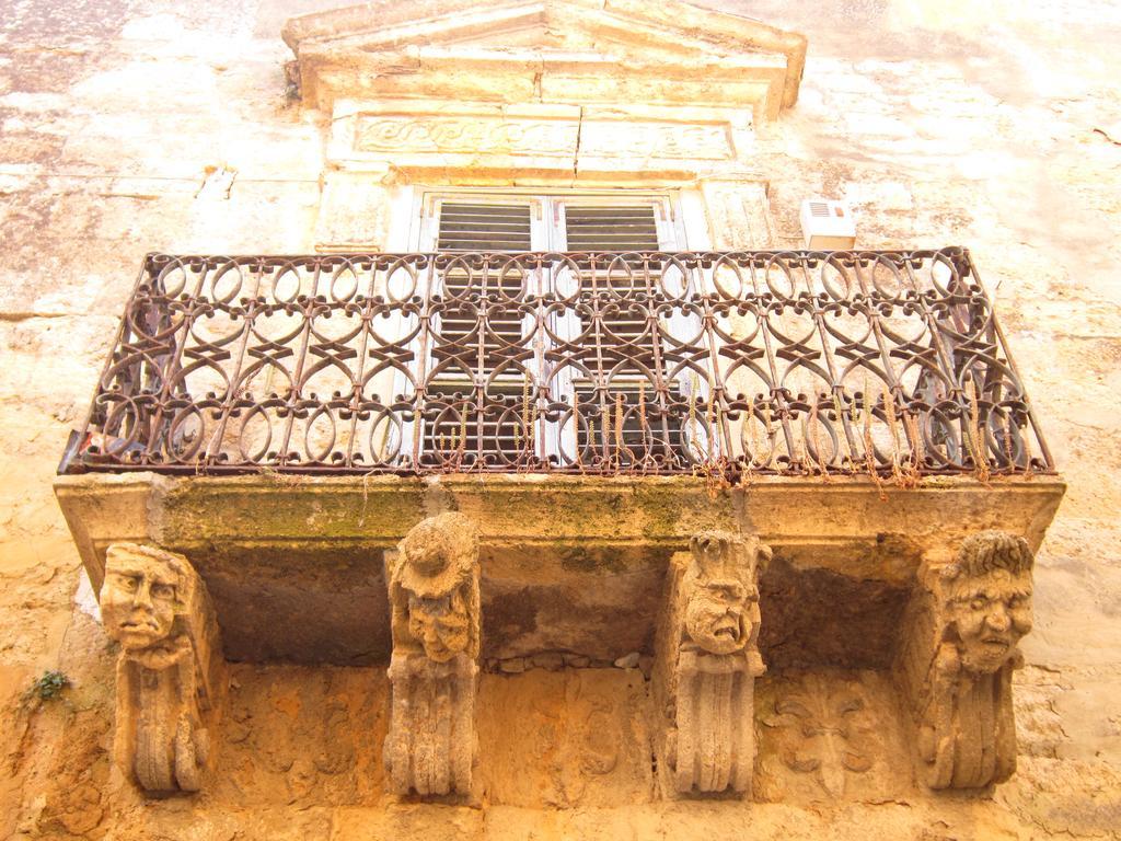 Casa Nel Barocco Apartment Naro Exterior photo